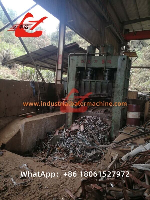 Hydraulic 500Ton Diesel-Powered Gantry Shear for Heavy Scrap Metal Recycling