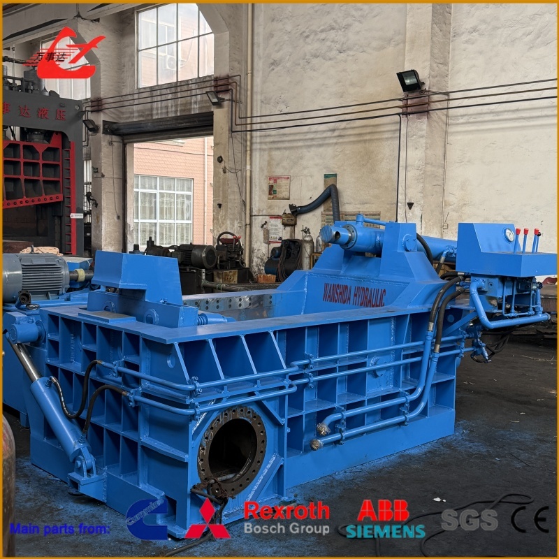 44kW Industrial Scrap Metal Baling Press 2000KN For Medium-Scale Recycling Facilities