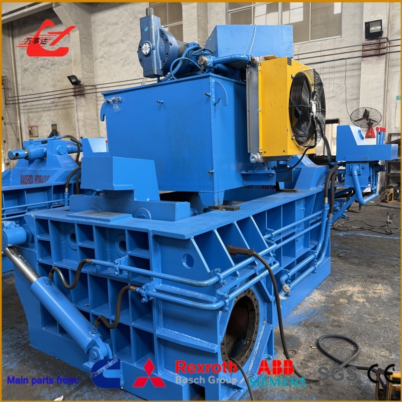 44kW Industrial Scrap Metal Baling Press 2000KN For Medium-Scale Recycling Facilities