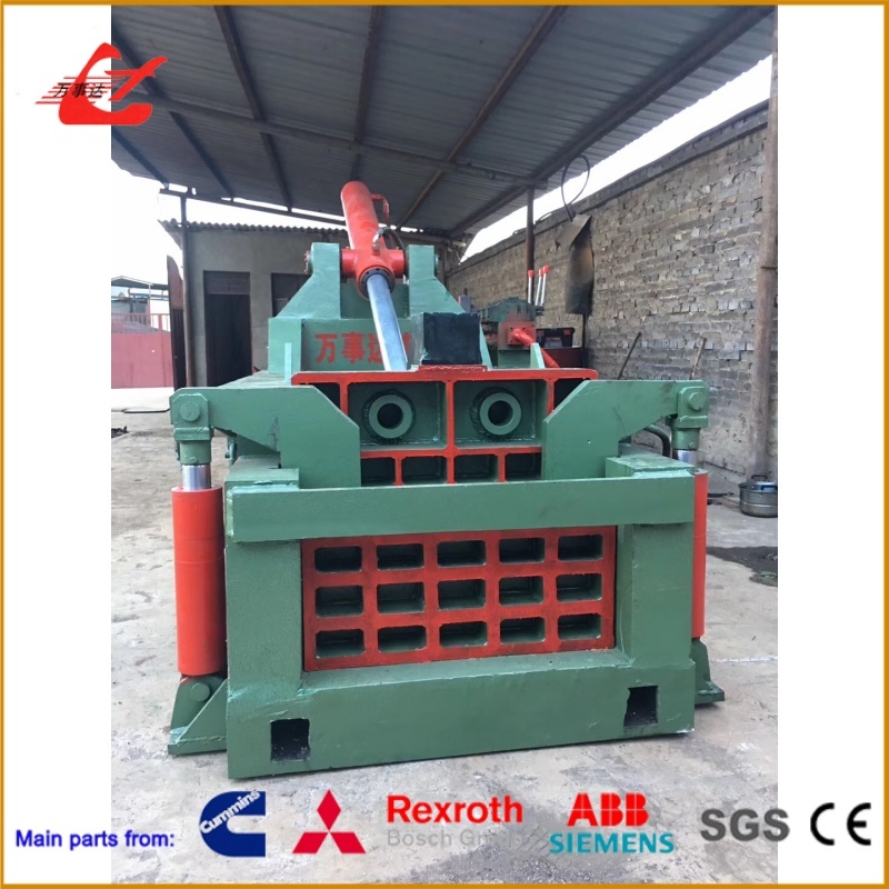 1350kN Forward-Out Metal Baler Y83Q-135 For Scrap Metal Recycling And Compact Bale Production